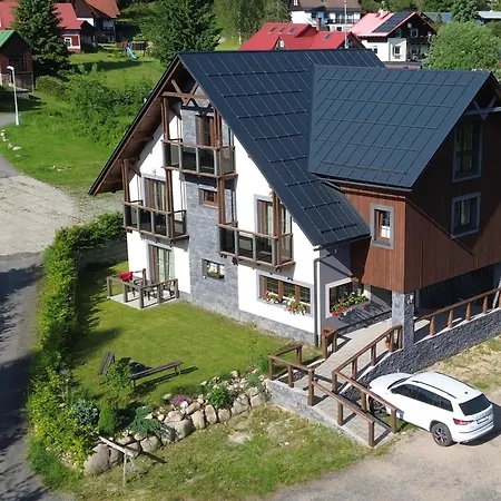 špacír Harrachov
