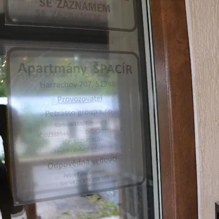 Spacir Apartment *